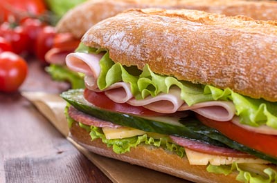 Speisekarten von Cafés und Bistros für Sandwiches und Snacks auf FrischBox.de!